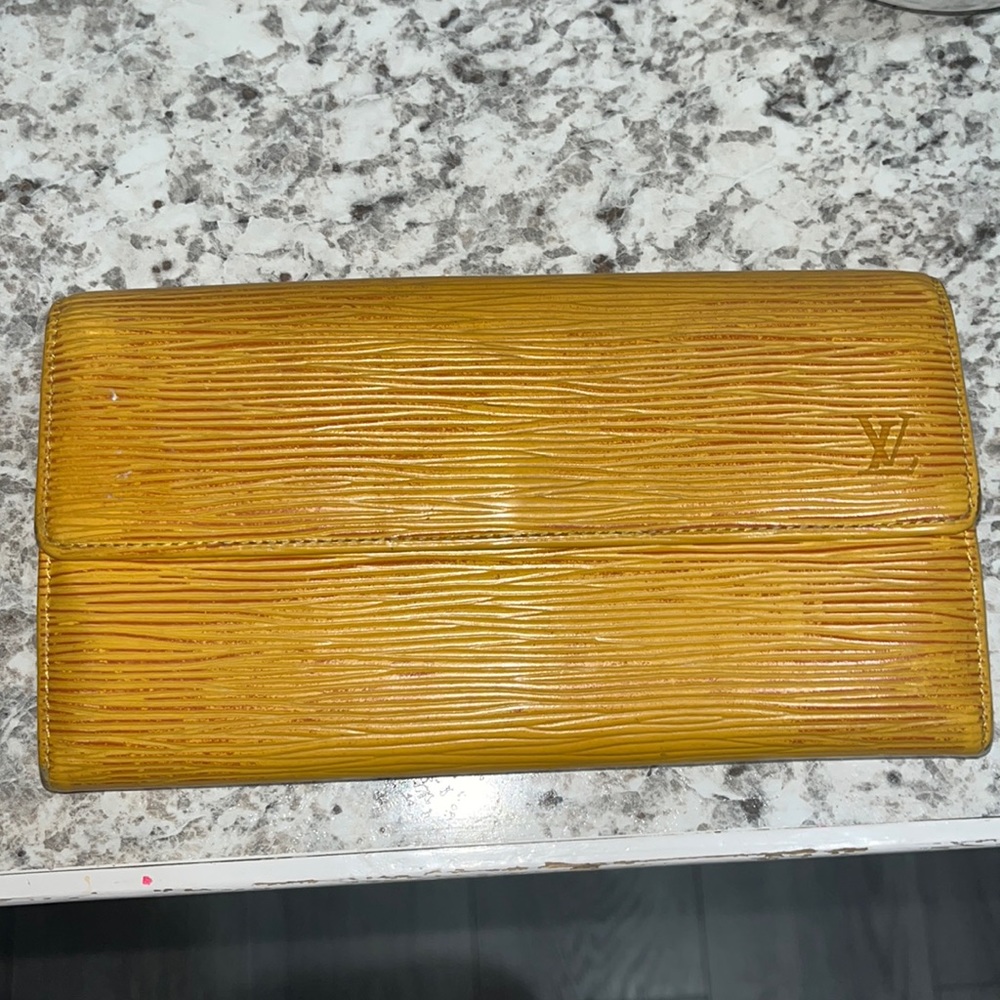 Louis Vuitton Epi Wallet